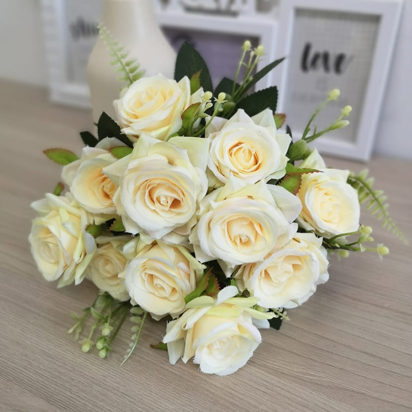 Искусственные цветы в Ижевске | Цветы искусственные «Розы острые», молочно-персиковые, букет