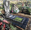 Памятник в виде сердца: вечный знак любви и скорби